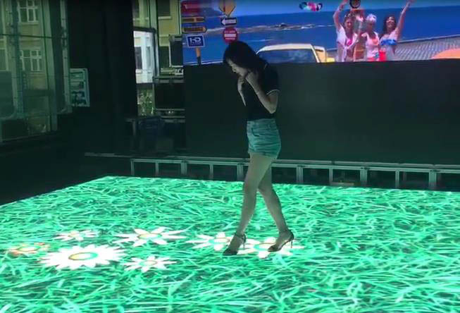  LED互動感應(yīng)地磚屏原理，與傳統(tǒng)LED顯示屏三大區(qū)別